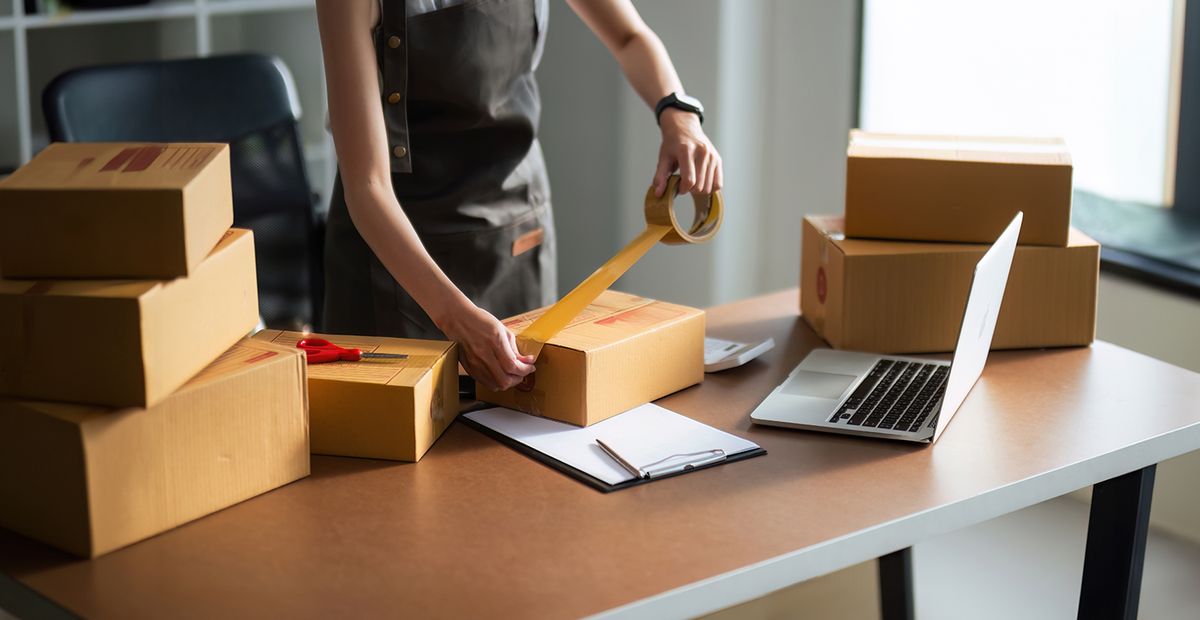 تجميع وتغليف الشحنات